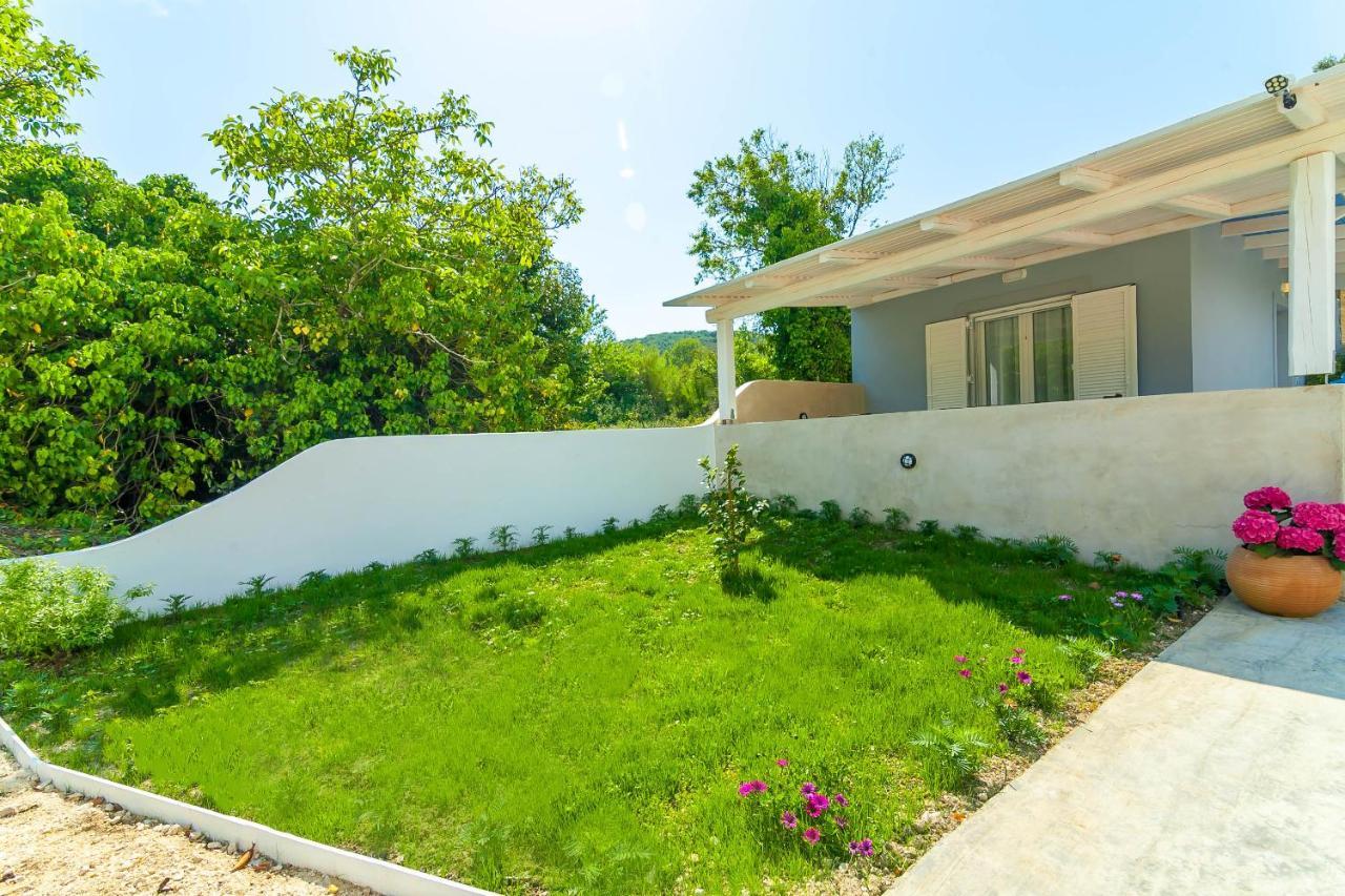 Ideal Boutique Hotel Parga Exterior photo